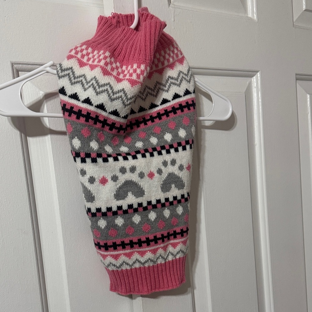 Dog pink and gray sweater size m look at picture for measurements